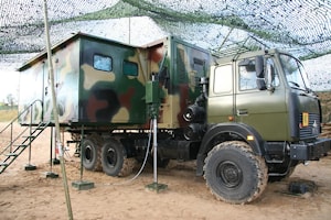 Command vehicle with a container-type body of variable capacity "Butterfly"   